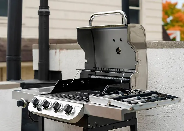 Close To Osu Rooftop Patio Grill & Outdoor Tv Apartment Columbus